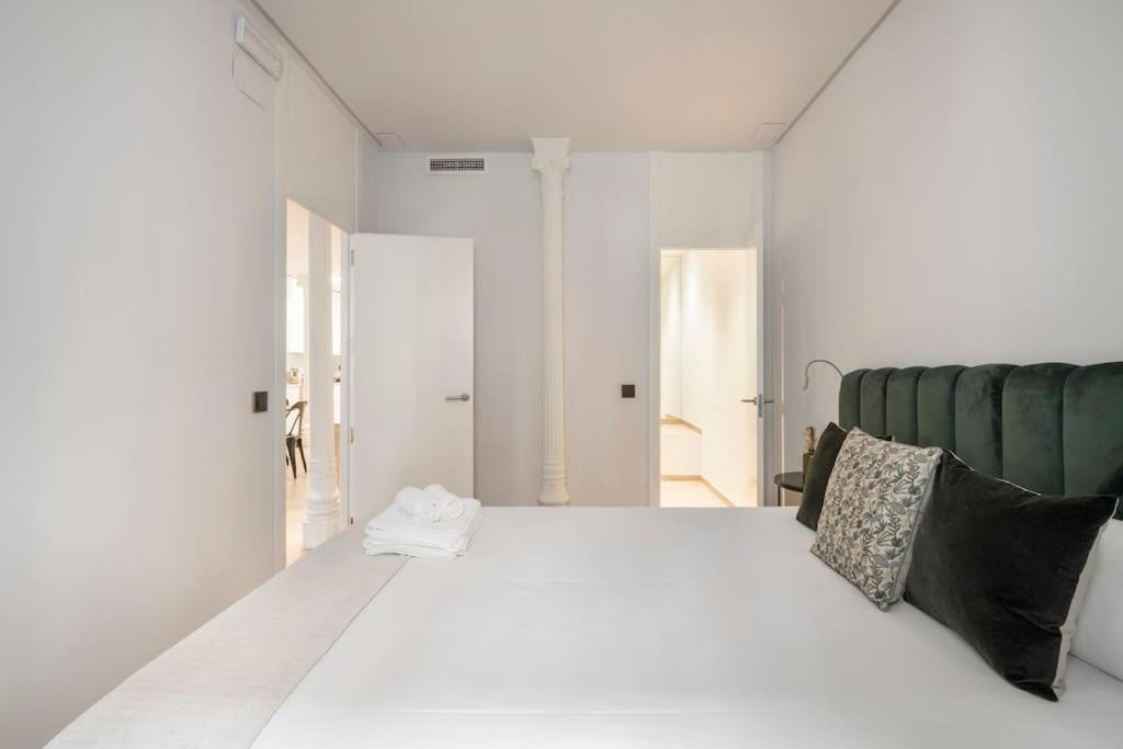 Lujoso Apartamento Cerca De Plaza Mayor Madrid Esterno foto