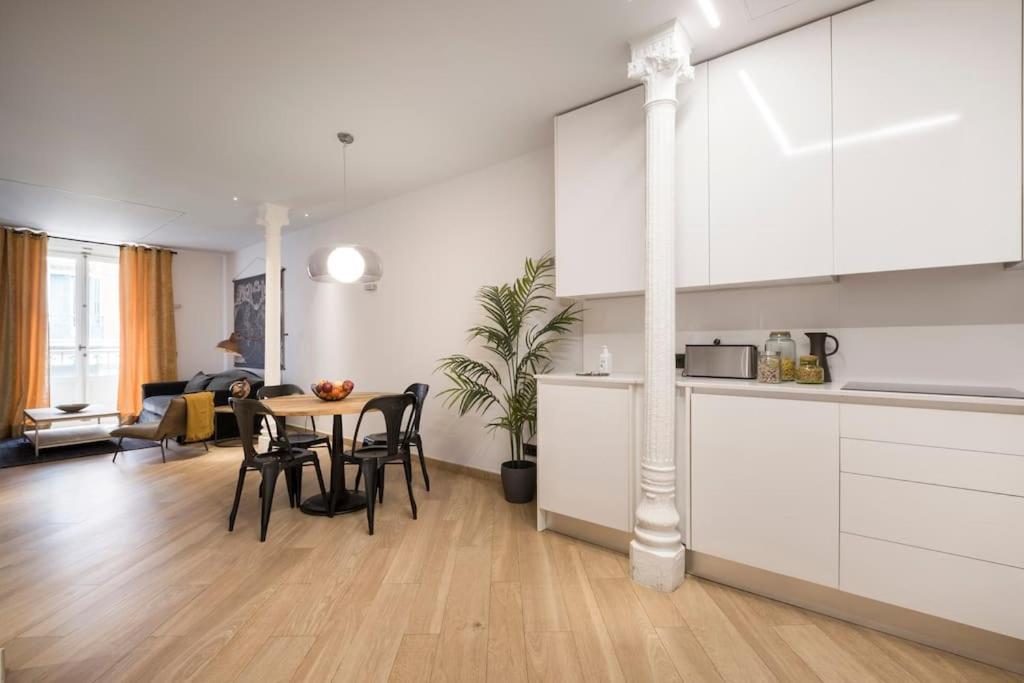 Lujoso Apartamento Cerca De Plaza Mayor Madrid Esterno foto