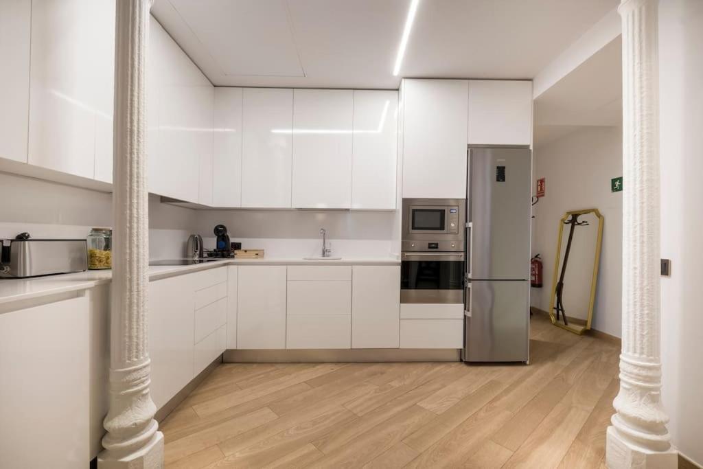 Lujoso Apartamento Cerca De Plaza Mayor Madrid Esterno foto