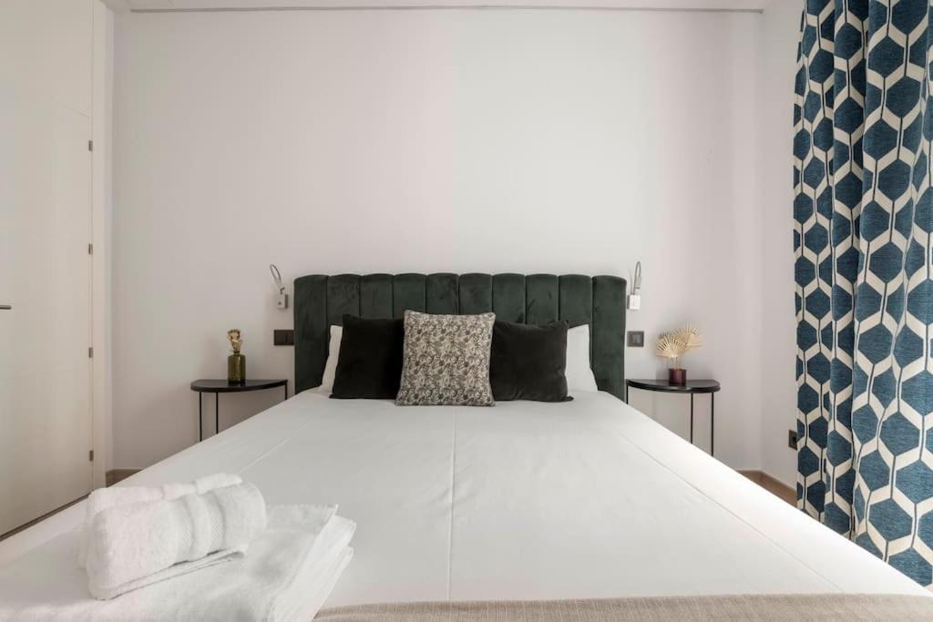 Lujoso Apartamento Cerca De Plaza Mayor Madrid Esterno foto