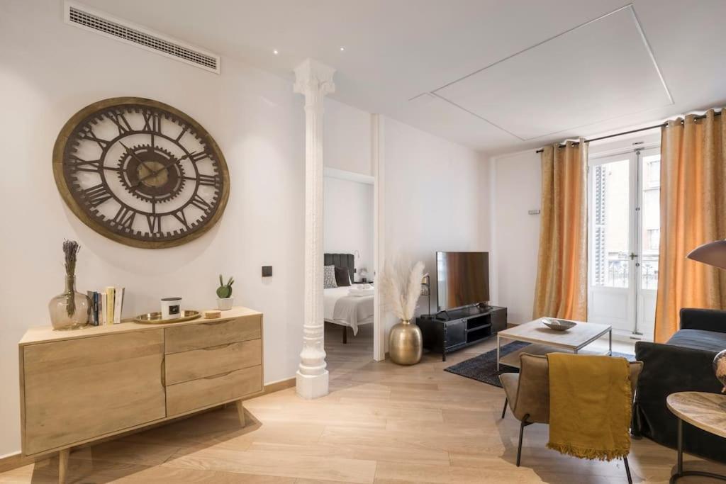 Lujoso Apartamento Cerca De Plaza Mayor Madrid Esterno foto