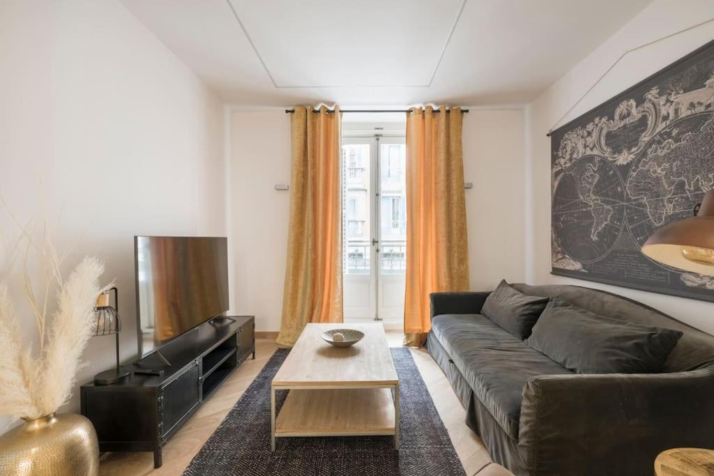 Lujoso Apartamento Cerca De Plaza Mayor Madrid Esterno foto